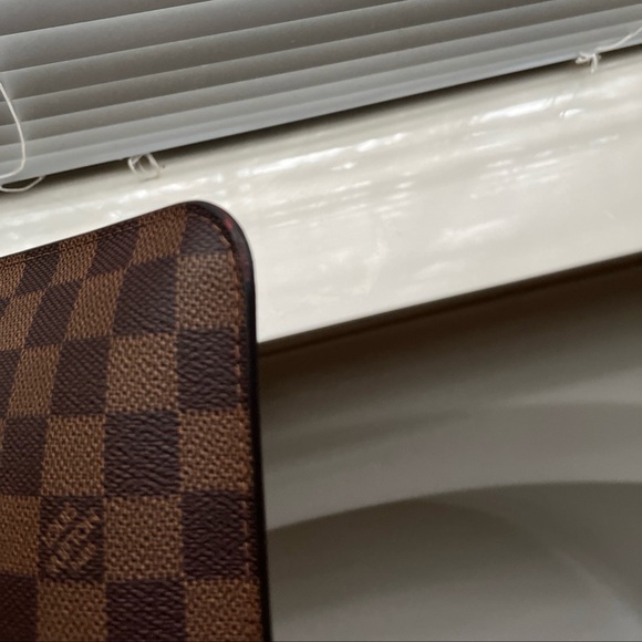 Louis Vuitton Neverfull Removable pouch - Picture 3 of 8